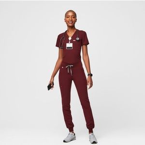 Figs Women's Burgundy Zamora™ - Jogger Scrub Pants - S / Burgundy